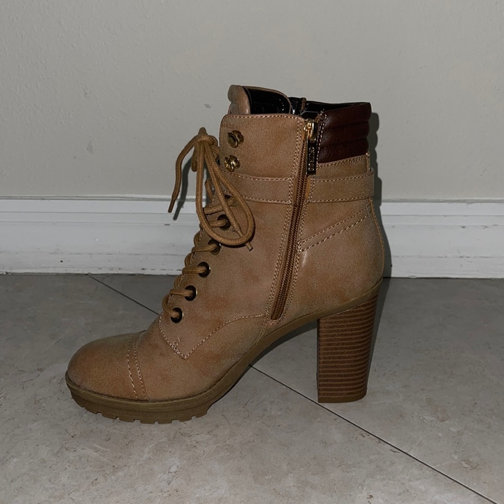 Guess shoes, heeled combat boots - Picture 7 of 9